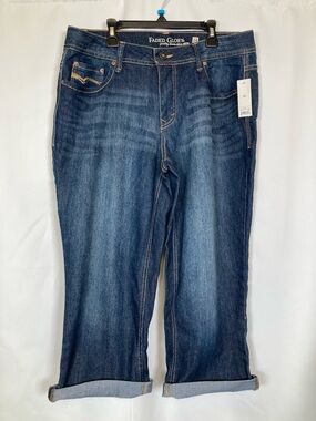 Faded Glory Women's Dark Wash Denim Capri Jeans - Size 14 - NWT Clean Girl